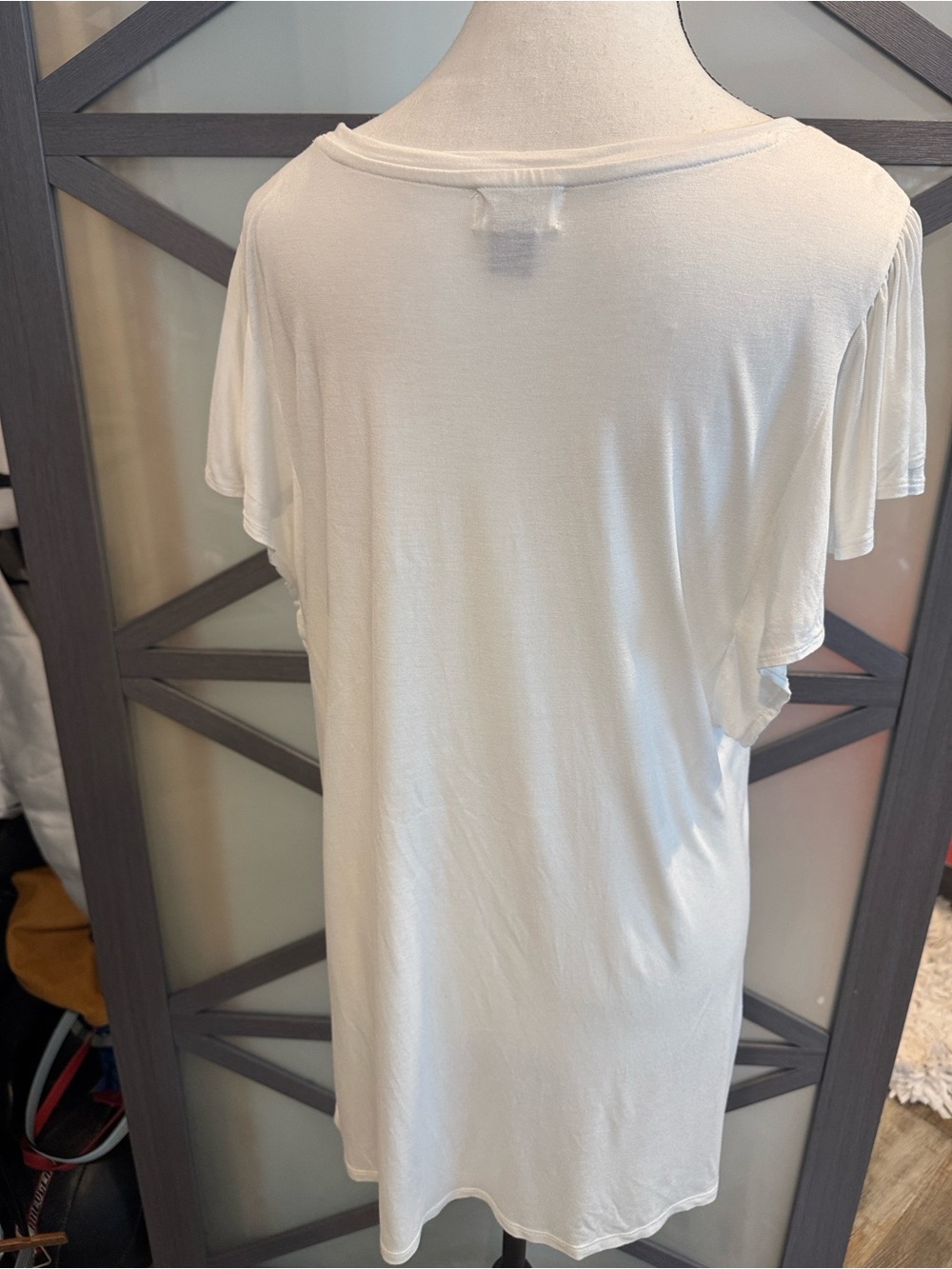 Old Navy Rayon White Scoop Neck Rayon Top With Flutter Sleeve XL - Picture 4 of 8